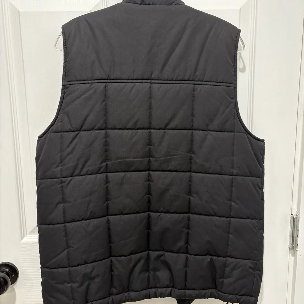 Ariat Black Quilted Vest - Picture 2 of 3